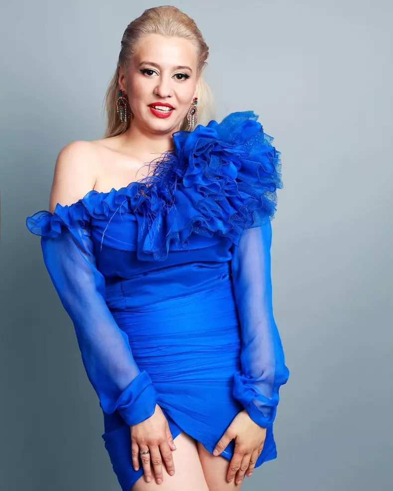 sunt-celebru-scoate-ma-de-aici-14-1