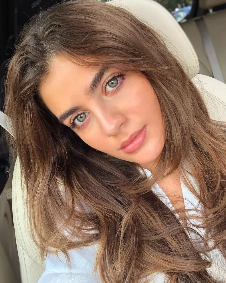 cine-este-ana-bodea-10