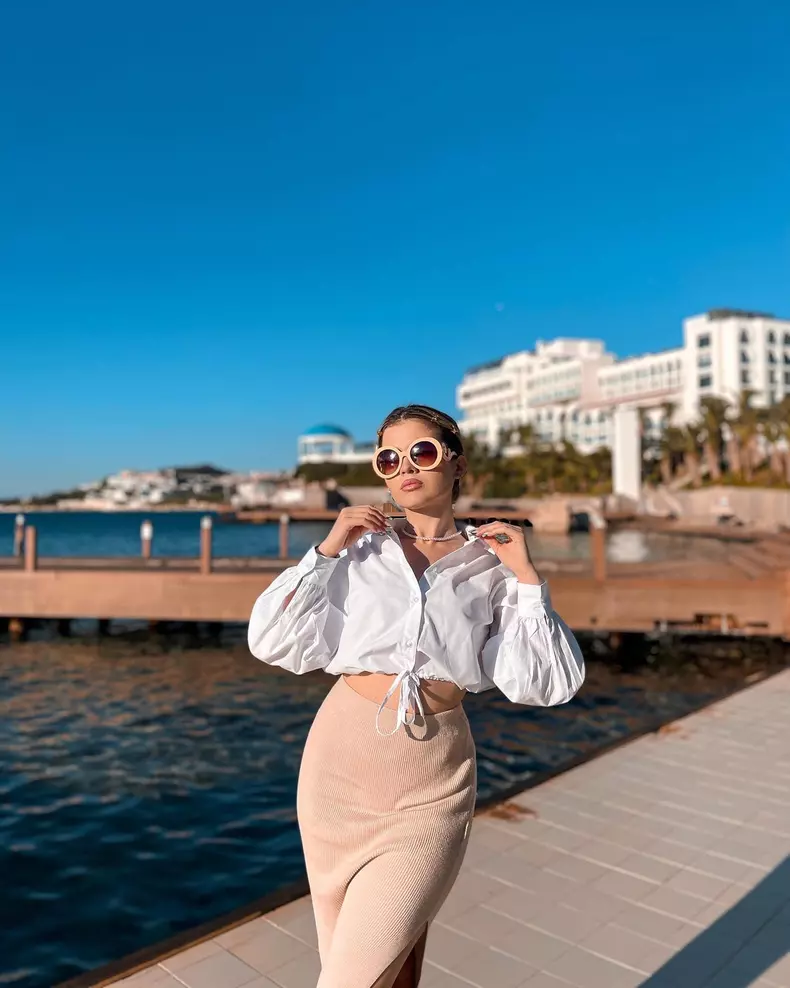 cine-este-flavia-barbu-de-pe-tiktok-2