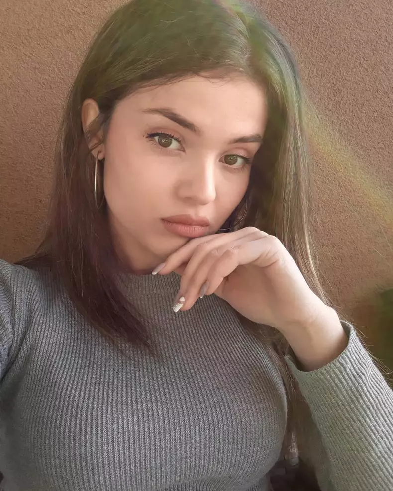 cine-este-flavia-barbu-de-pe-tiktok-9