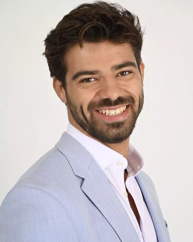 cine-este-stefan-floroaica-2