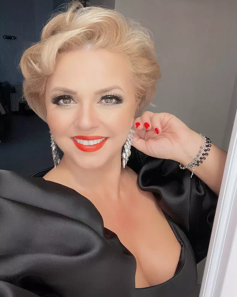 cornelia-rednic-f-frumoasa-1