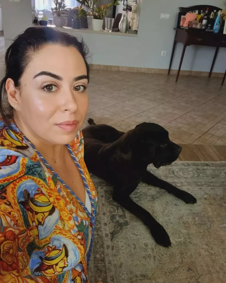 oana-roman-cu-catelul