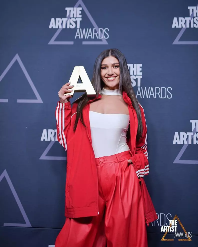 alina eremia 29 de ani