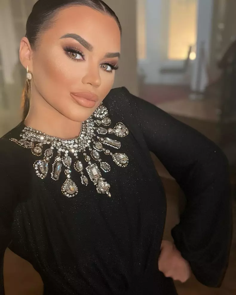 carmen-de-la-salciua-6