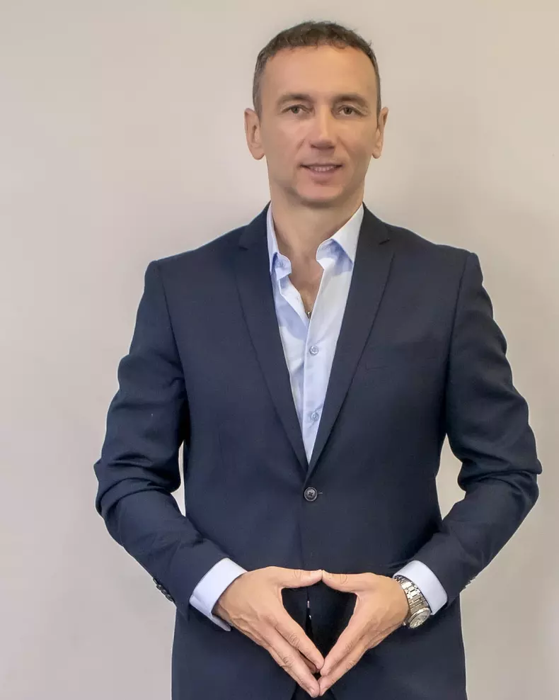 logodnicul Cristinei Spatar