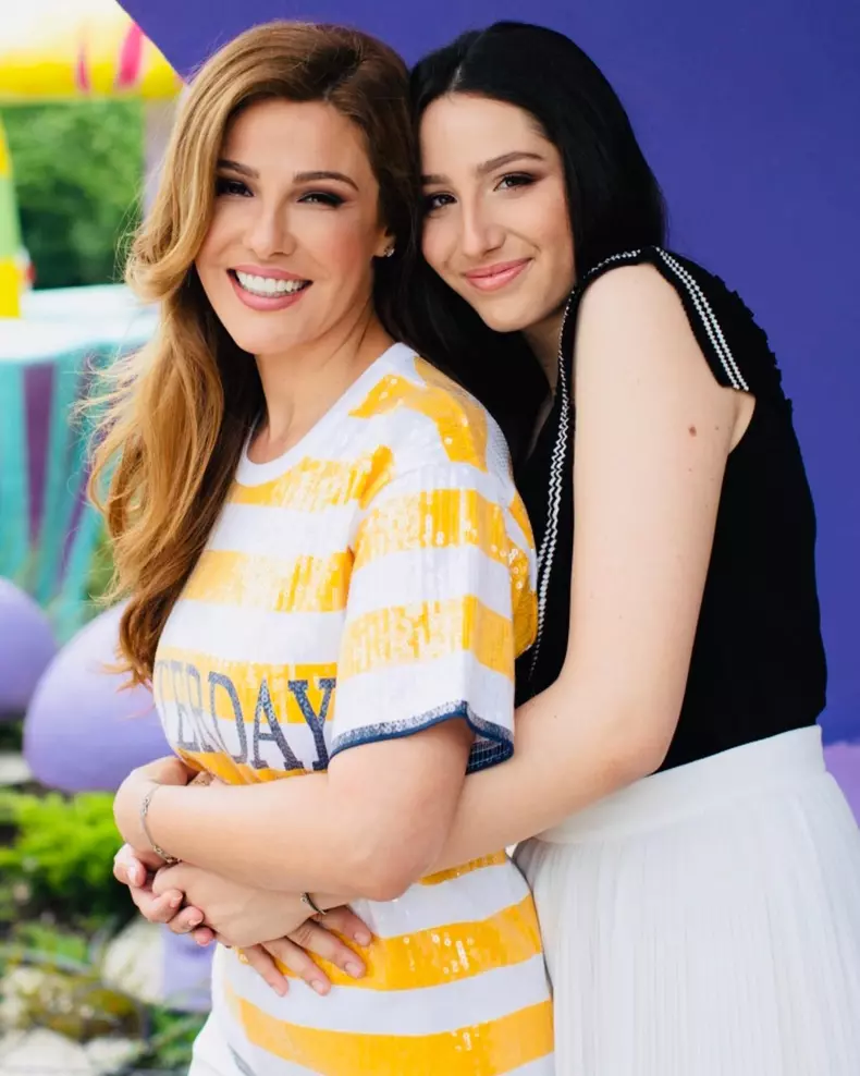 oana cuzino si fiica ei