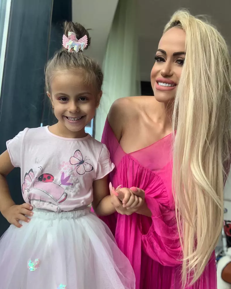 anda adam si ficia ei