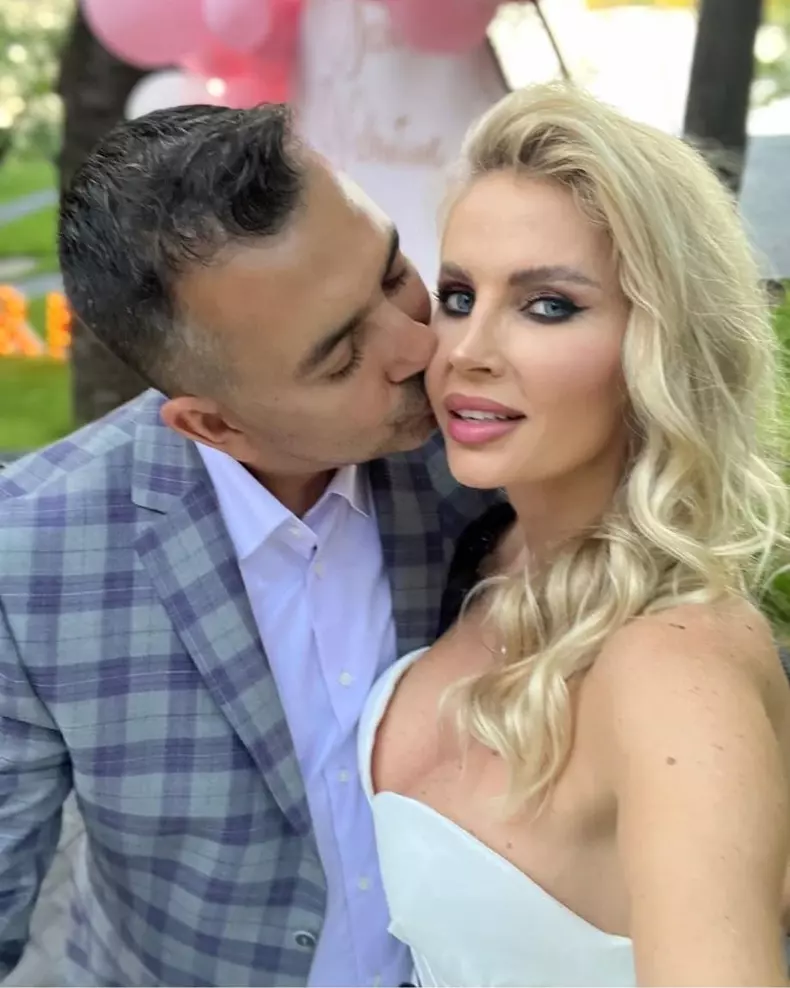 andreea-banica-silucian-mitrea-sunt-impreuna-de-28-de-ani-8