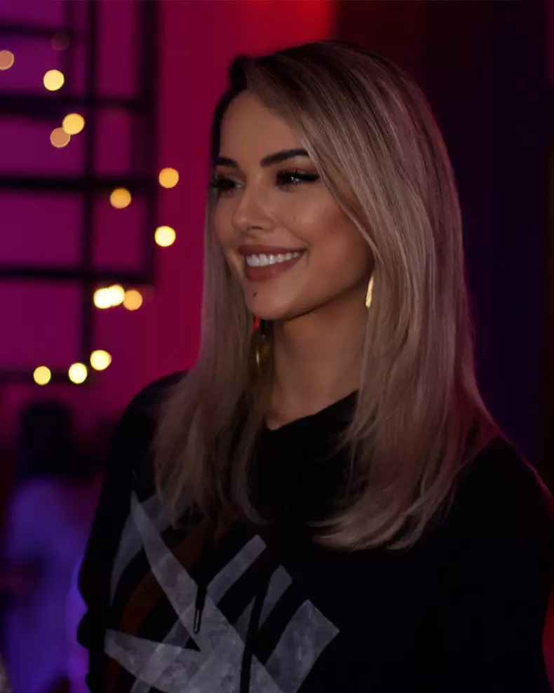roxana niculae divort in secret