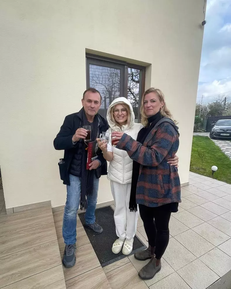 fb_img_1681974928128