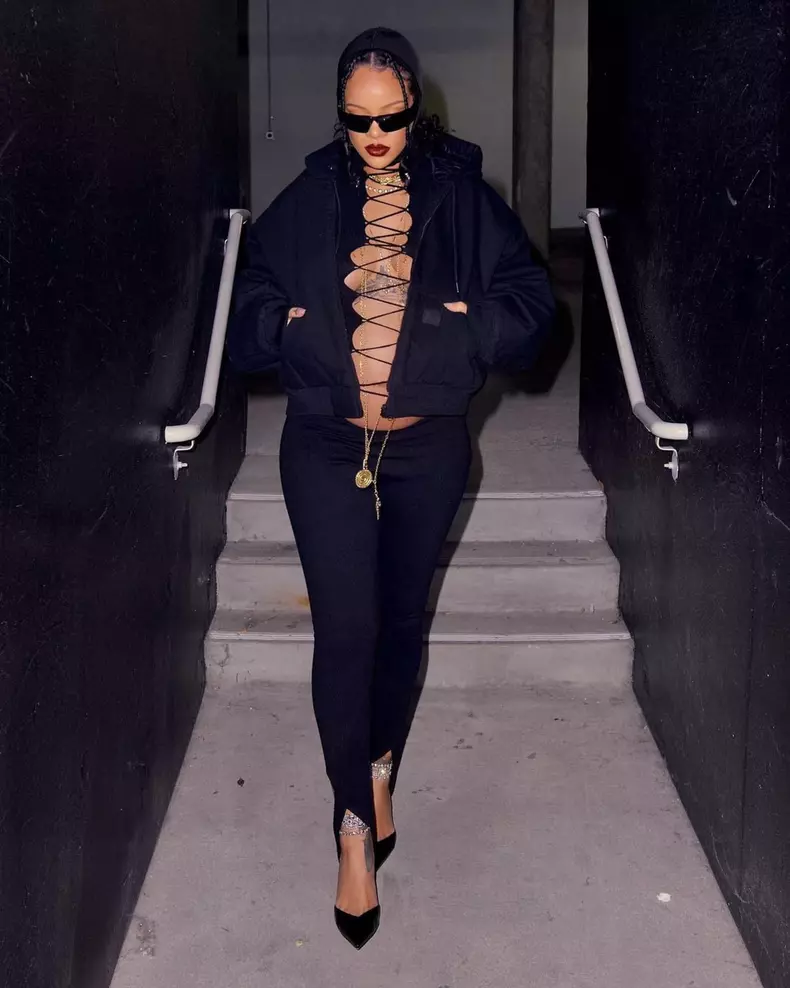 rihanna-6