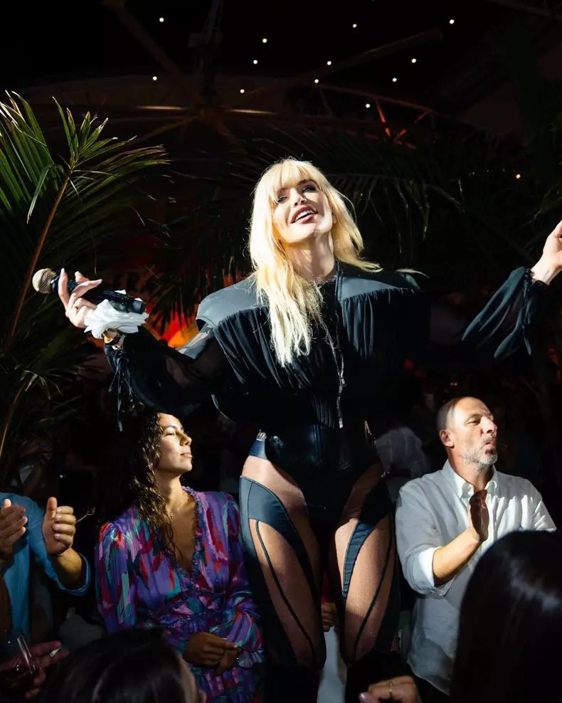 299132642_10225613601981155_1634229043585450297_n