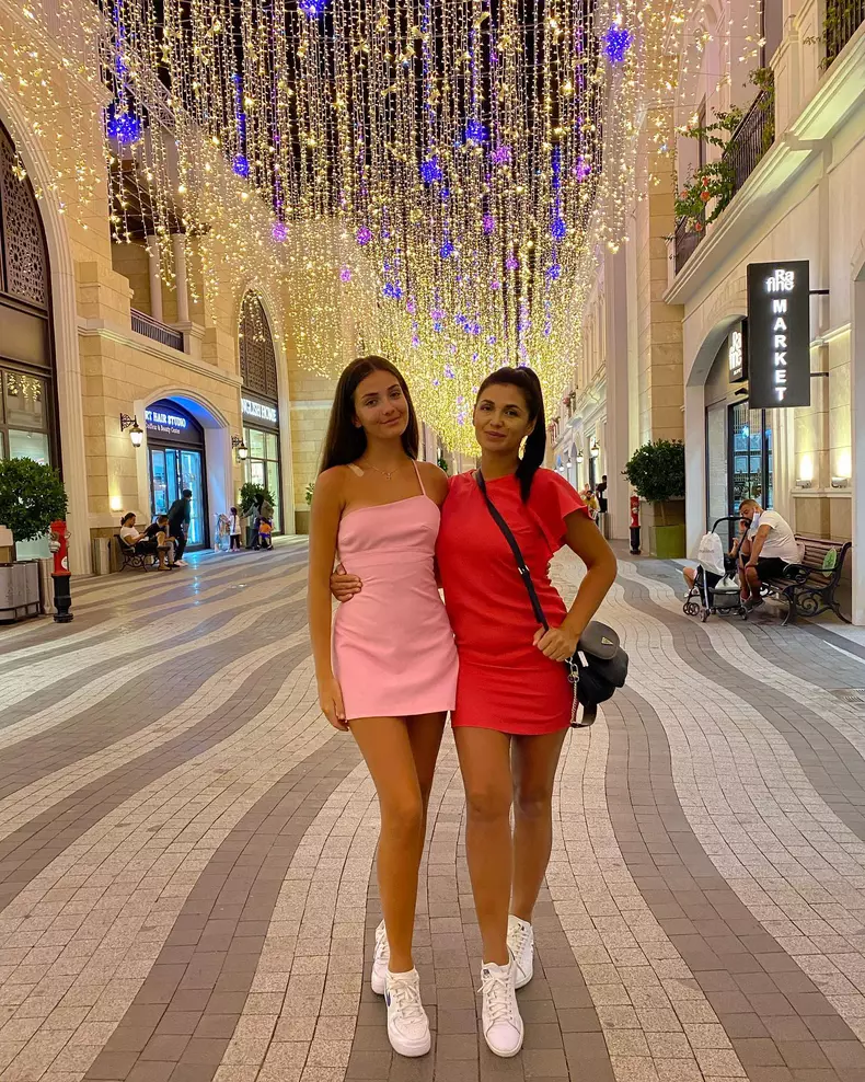 335820478_754115216107978_393171244650976627_n