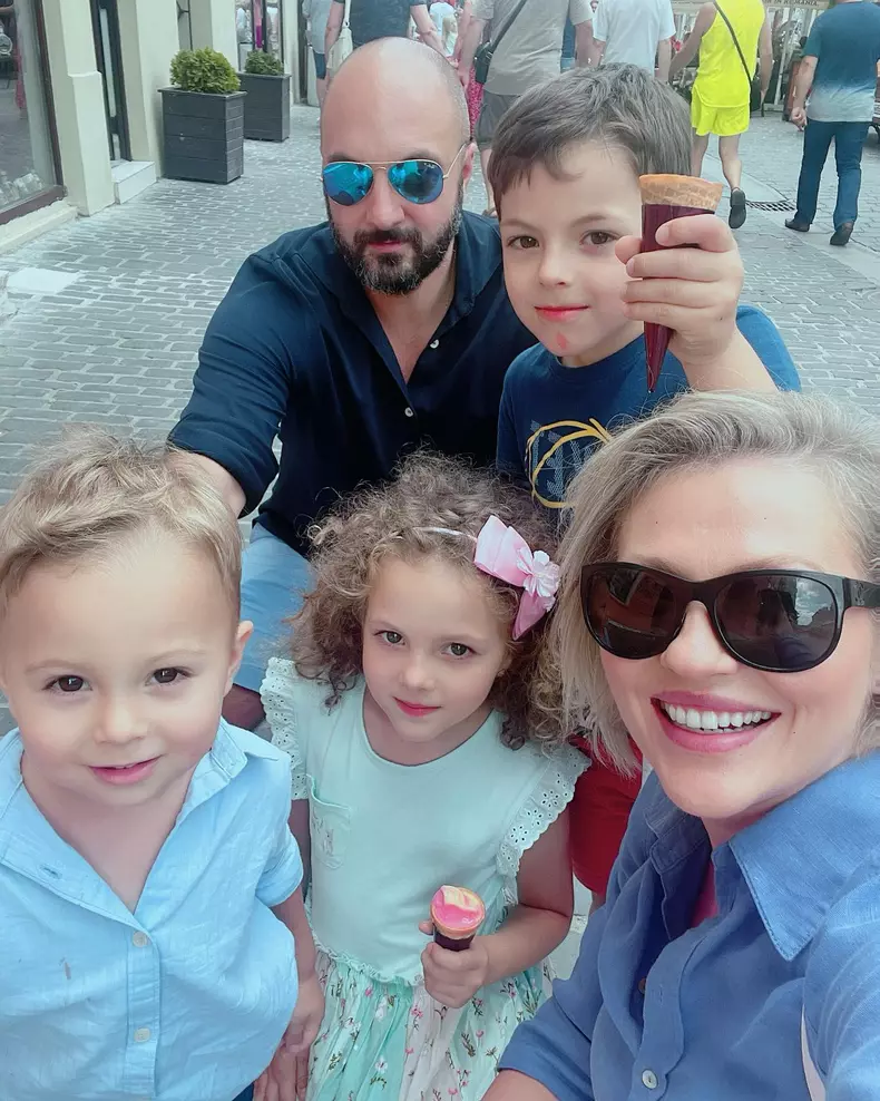 mirela-vaida-si-sotul-1