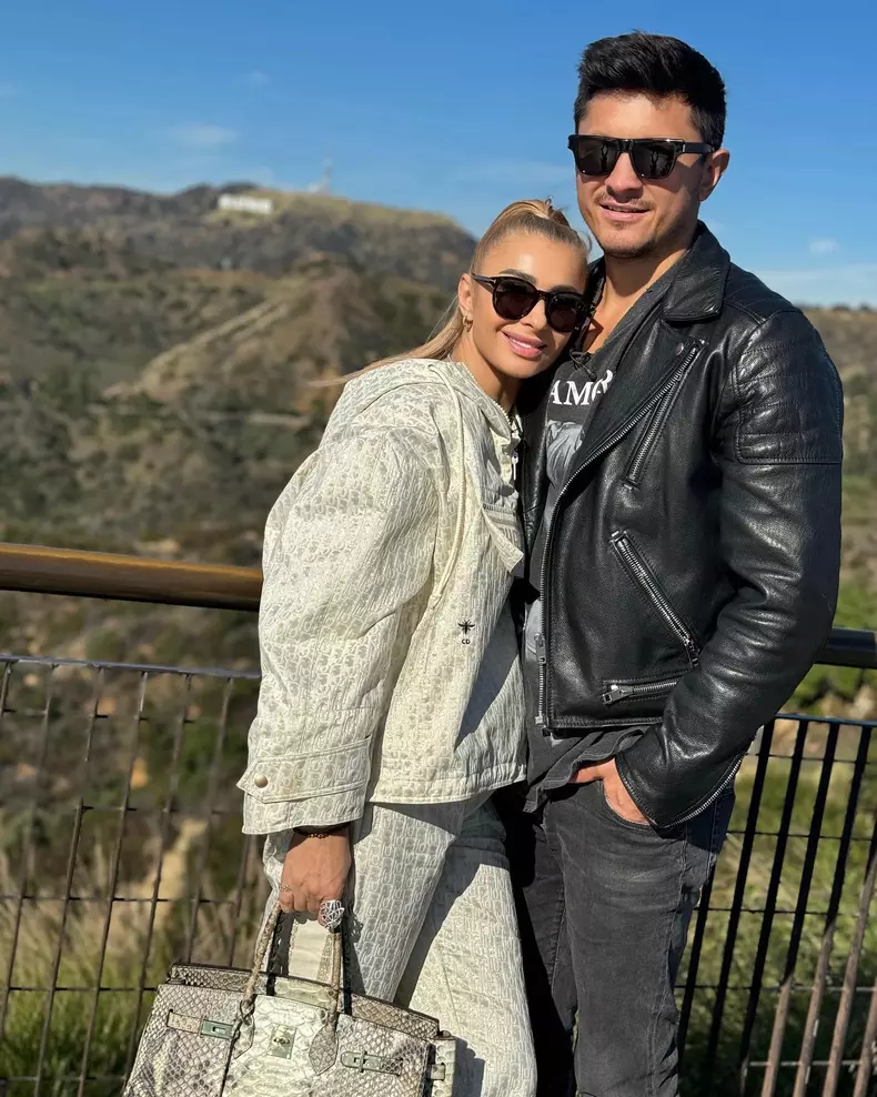 ce-avere-are-unicul-ronald-gavril-barbatul-cu-care-se-iubeste-acum-anamaria-prodan-suma-din-conturile-sportivului-care-si-a-luat-pumni-grei-pentru-fiecare-ban-incasat-5