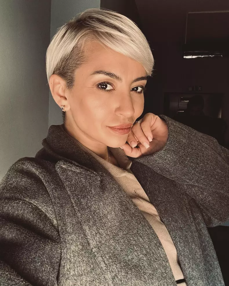 giulia-anghelescu-55