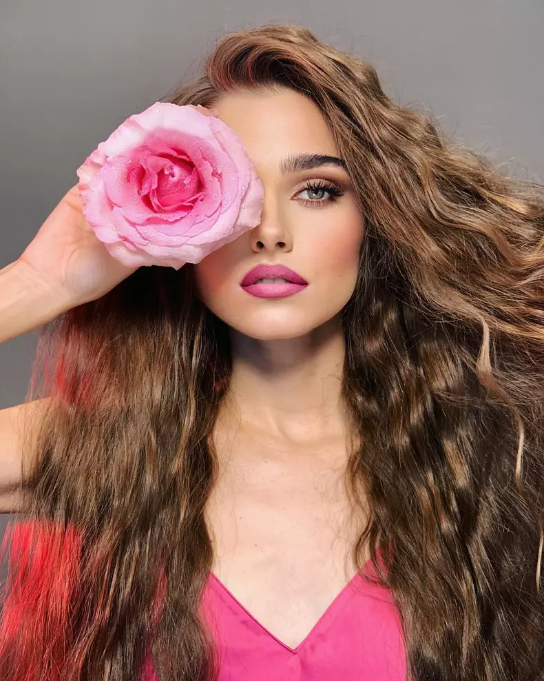 theo-rose1