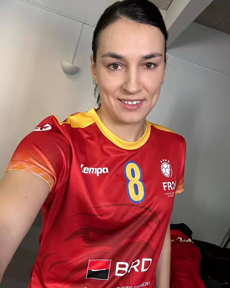 407249612_916840006469545_5347054842309253526_n