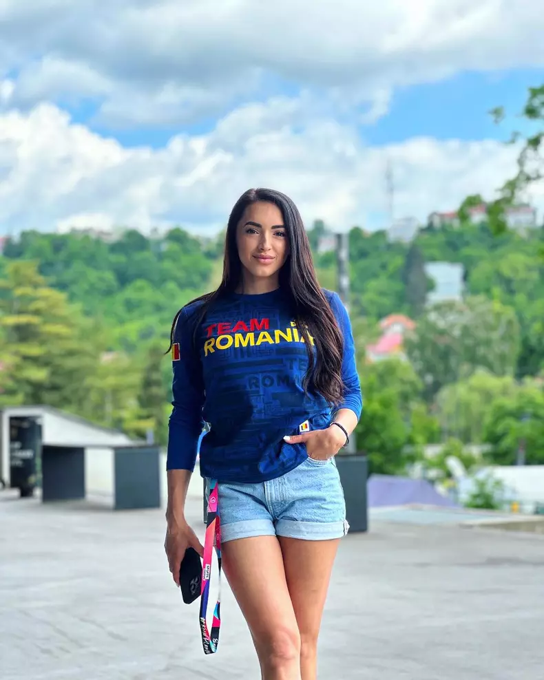 351152960_917888699294100_1182633047919661773_n