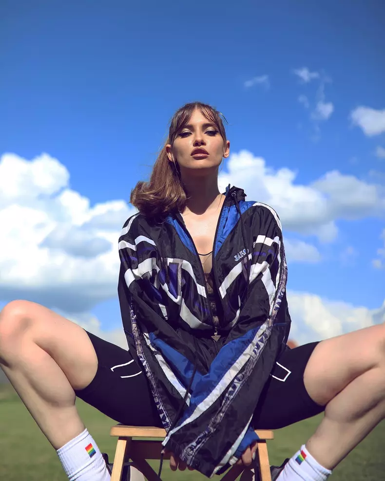 iulia1-1