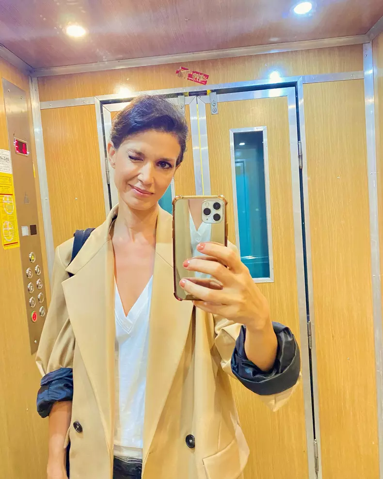 alina chivulescu 9