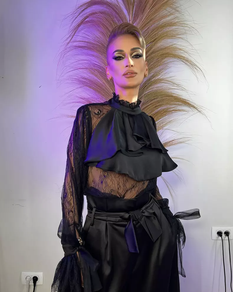 Gabriela Lucuțar3