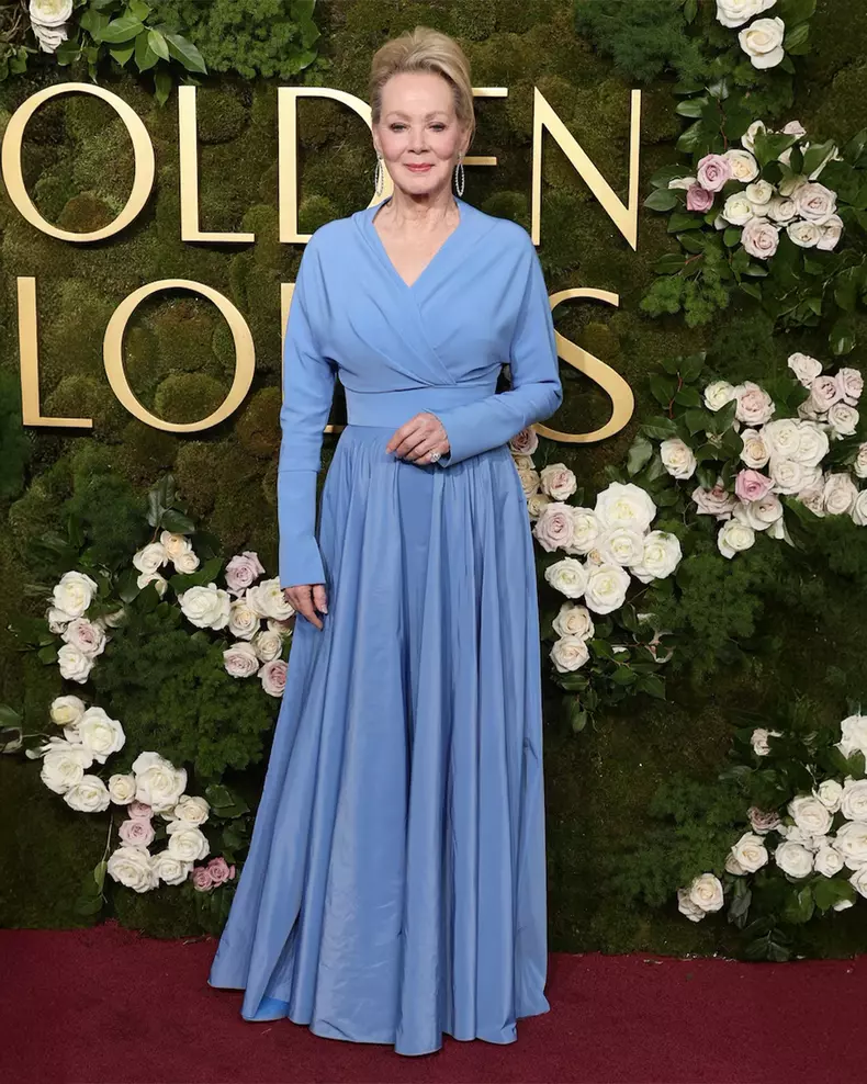 JEAN SMART GOLDEN GLOBES 1080X1350