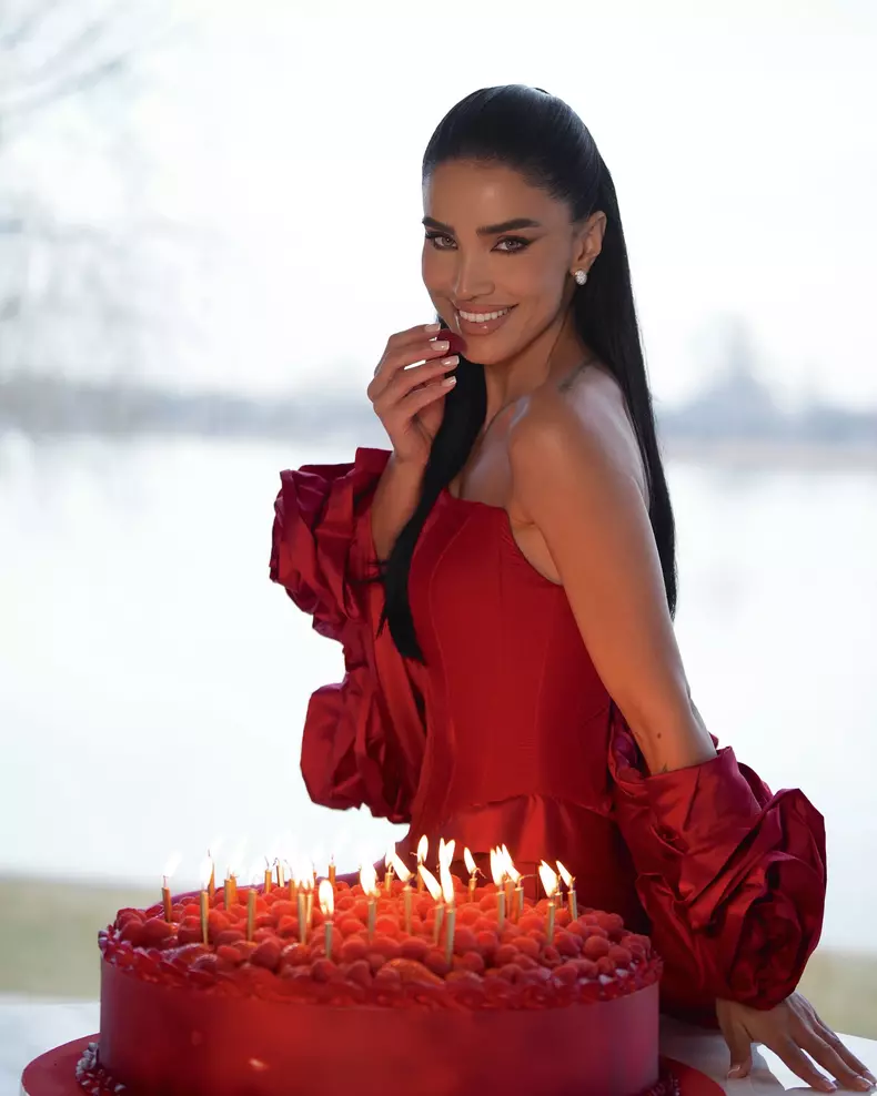 Adelina Pestrițu3