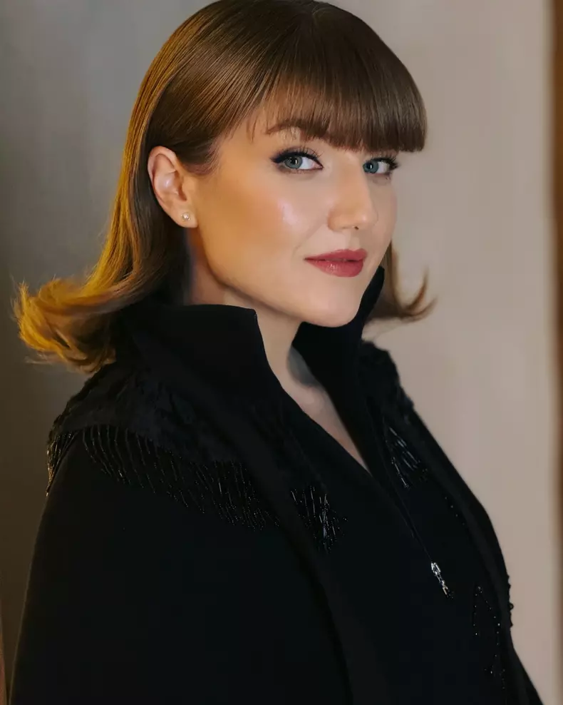 alexandra-ungureanu-4