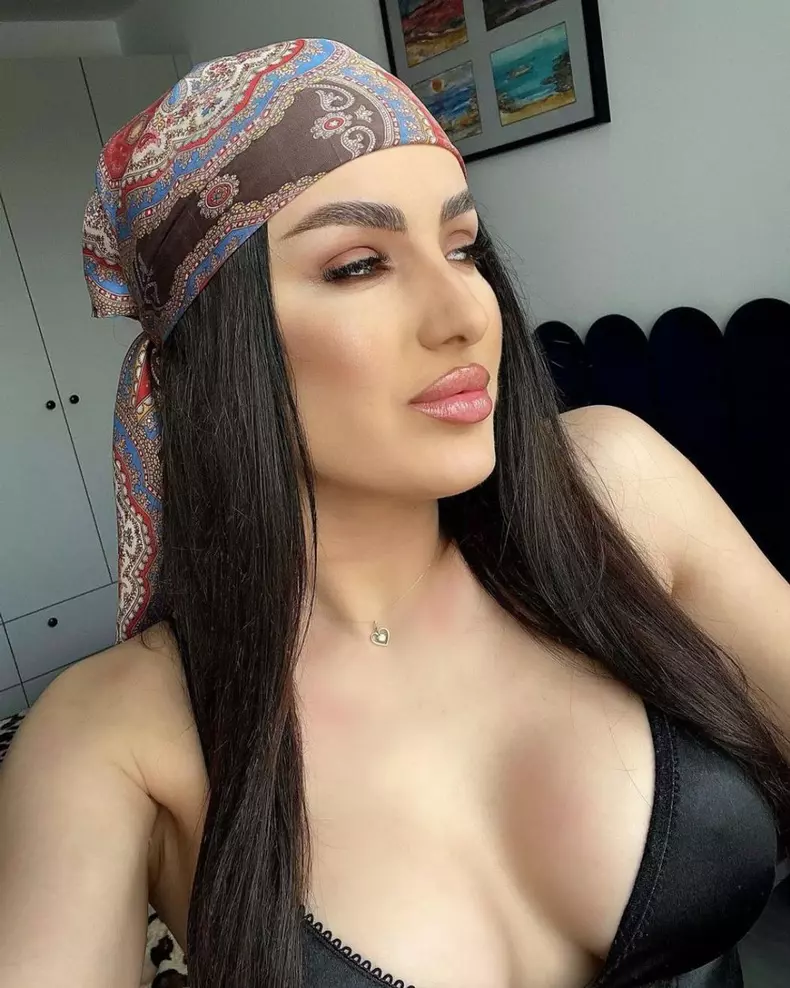 Larisa-Popa-10