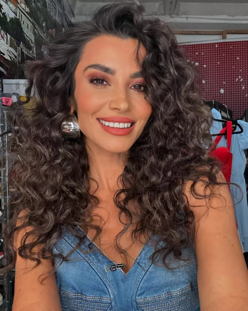 Lili Sandu prietenie Ileana Lazariuc (5)