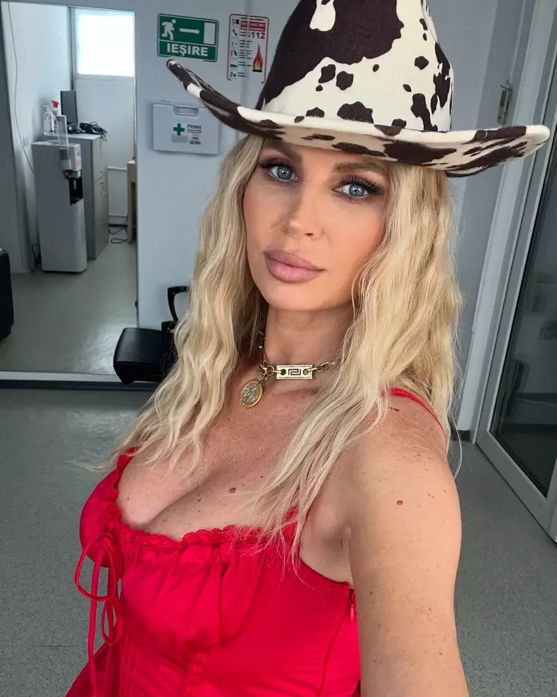 Andreea Bănică6