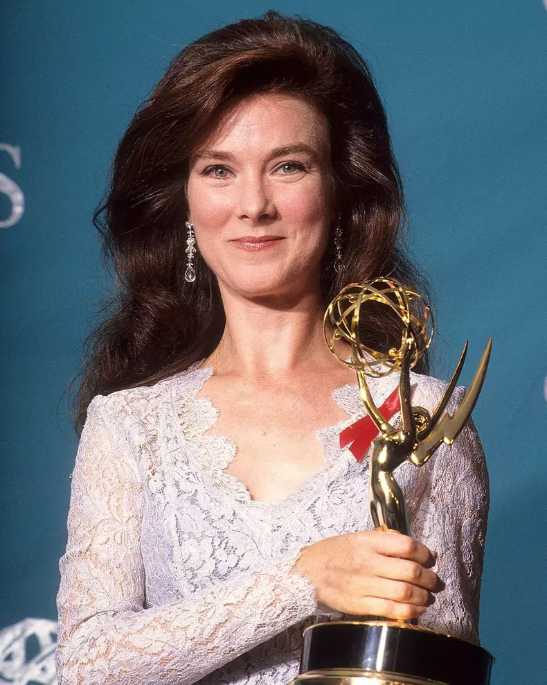 Valerie Mahaffey4