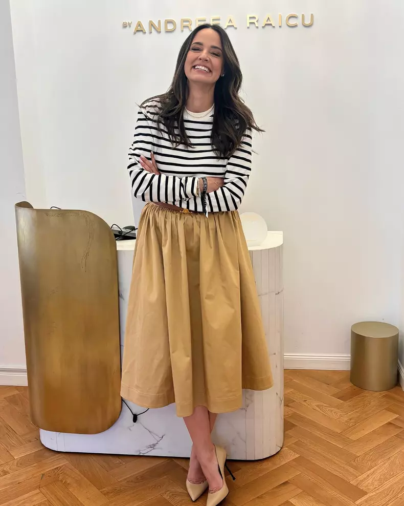 Andreea Raicu (3)