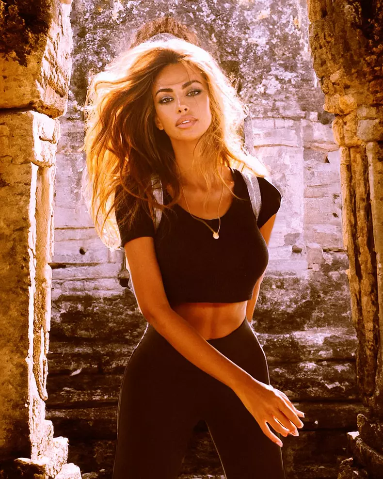 Mădălina Ghenea12