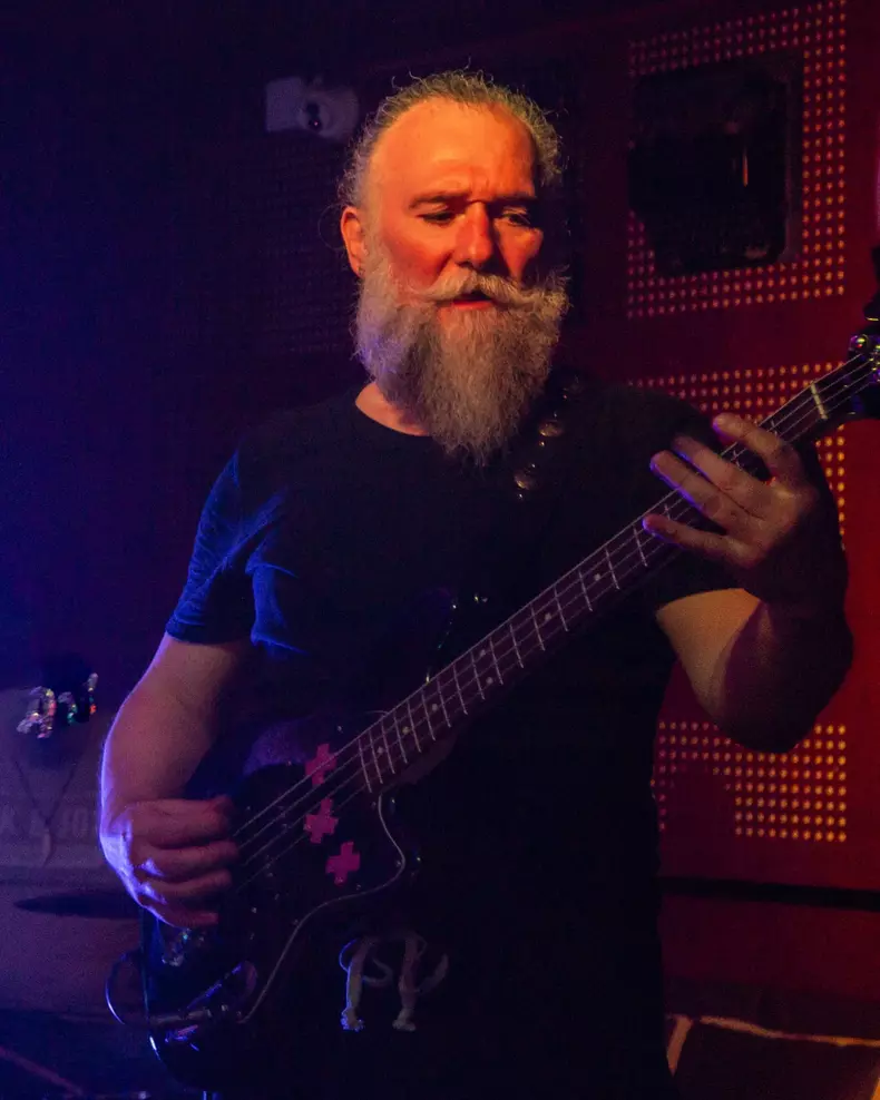 Marius Keseri directia 5 trupa7