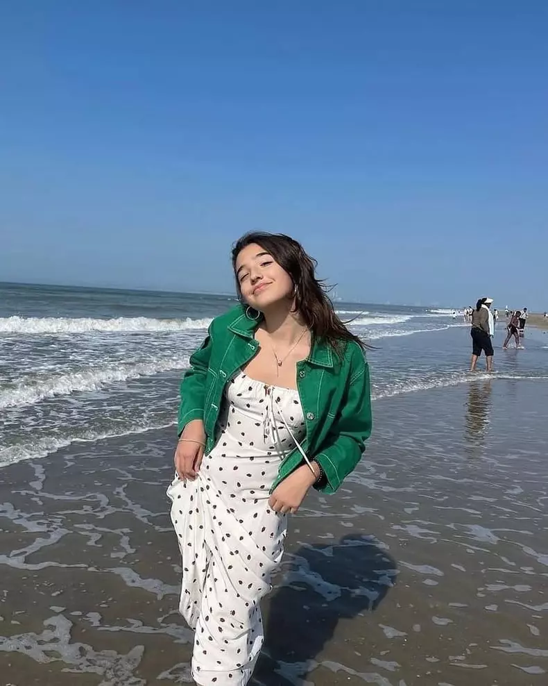 c9374f8d-a848-41e8-a37a-5a141578f45c