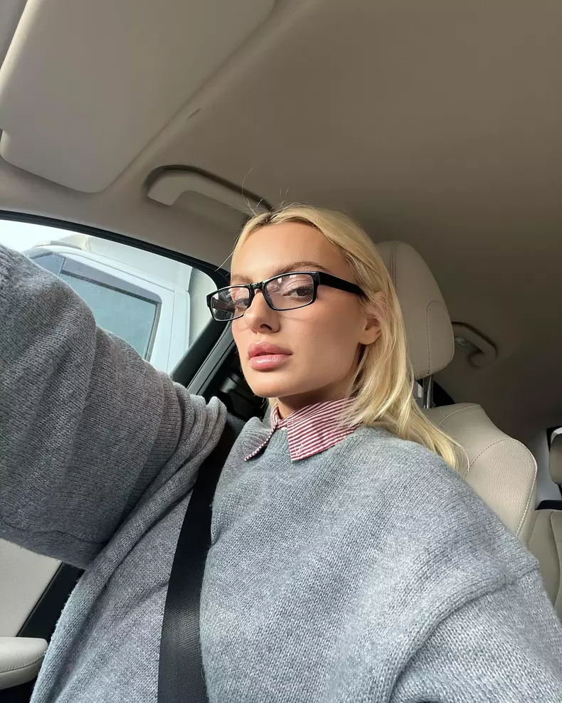 Alexandra Stan9