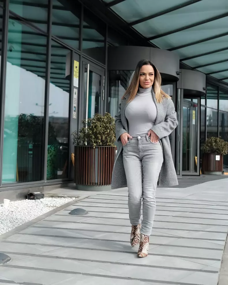 Andreea Antonescu (4)