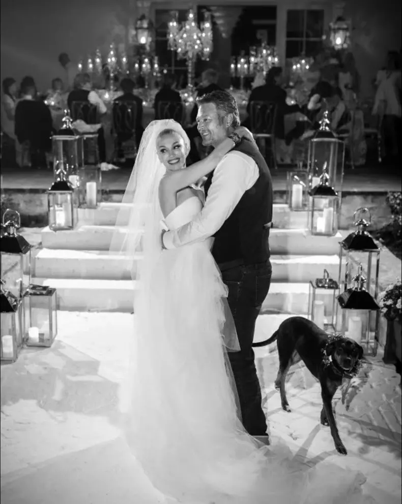Gwen Stefani și Blake Shelton s-au căsătorit
