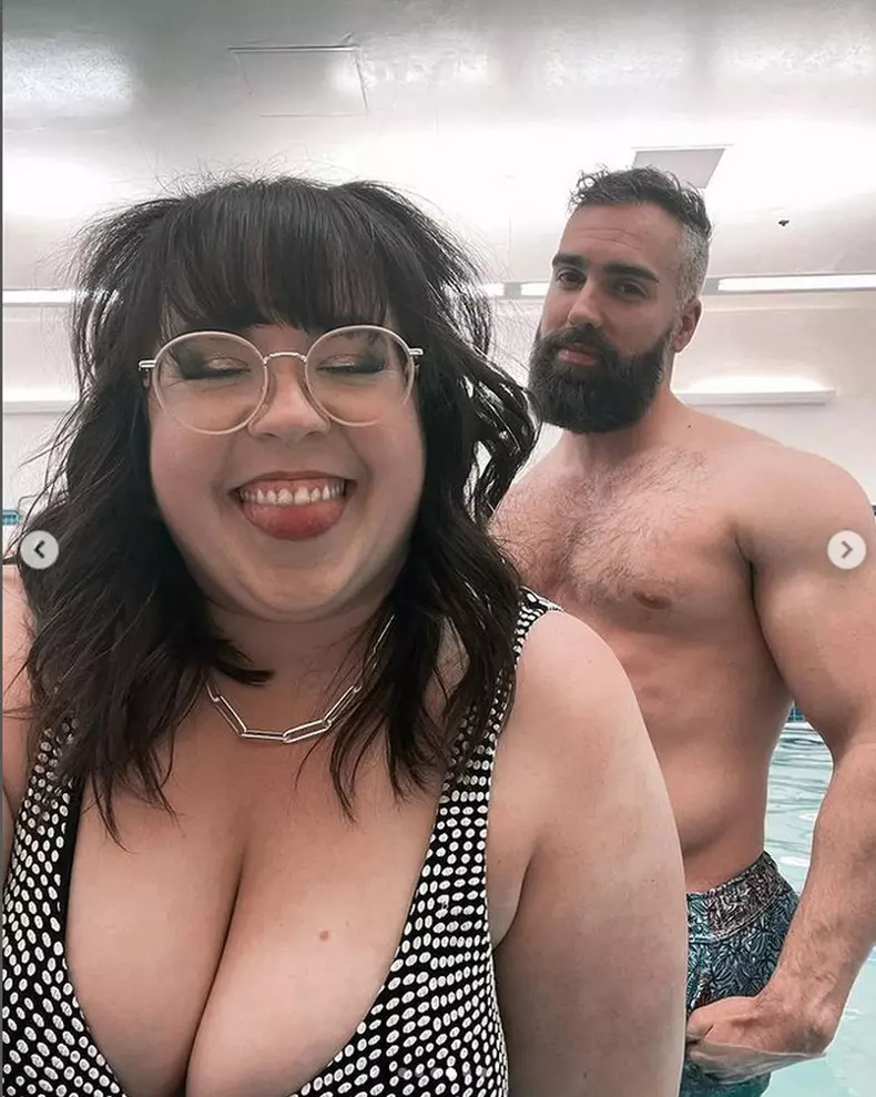 o-tanara-supraponderala-si-sotul-ei-fit-virali-pe-tik-tok-8