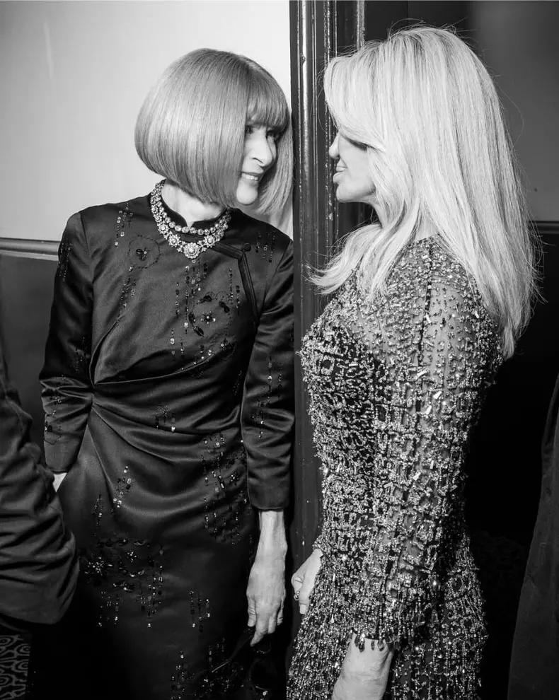 Donatella-Versace-look-nou-10