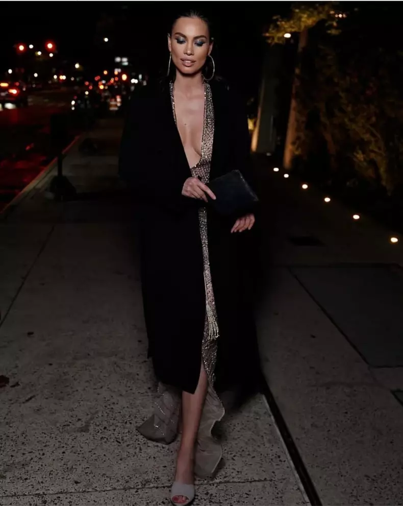 alina-puscau-met-gala-2024-after-party.5