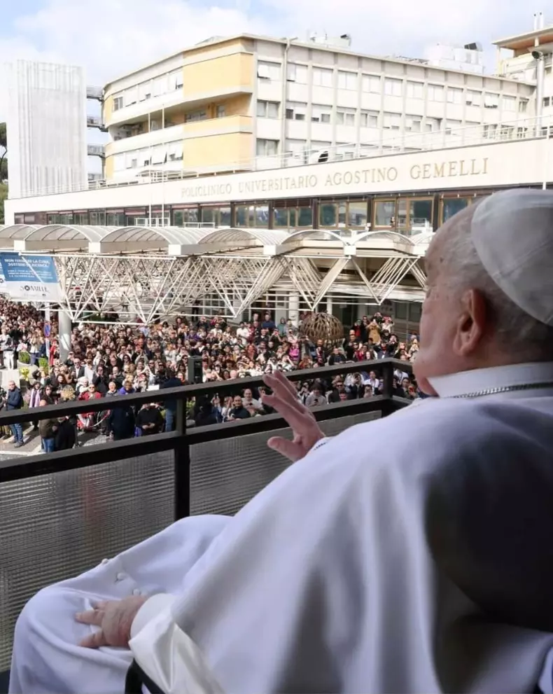 Papa Francisc2