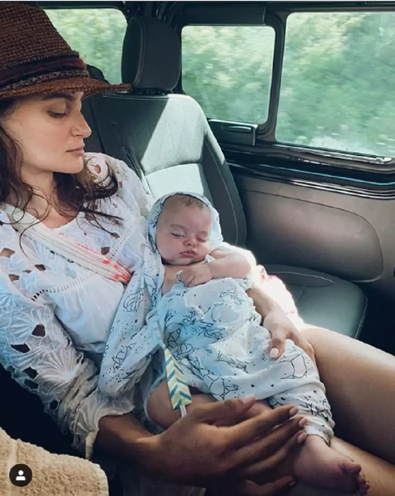 Catrinel Menghia și-a botezat fetița