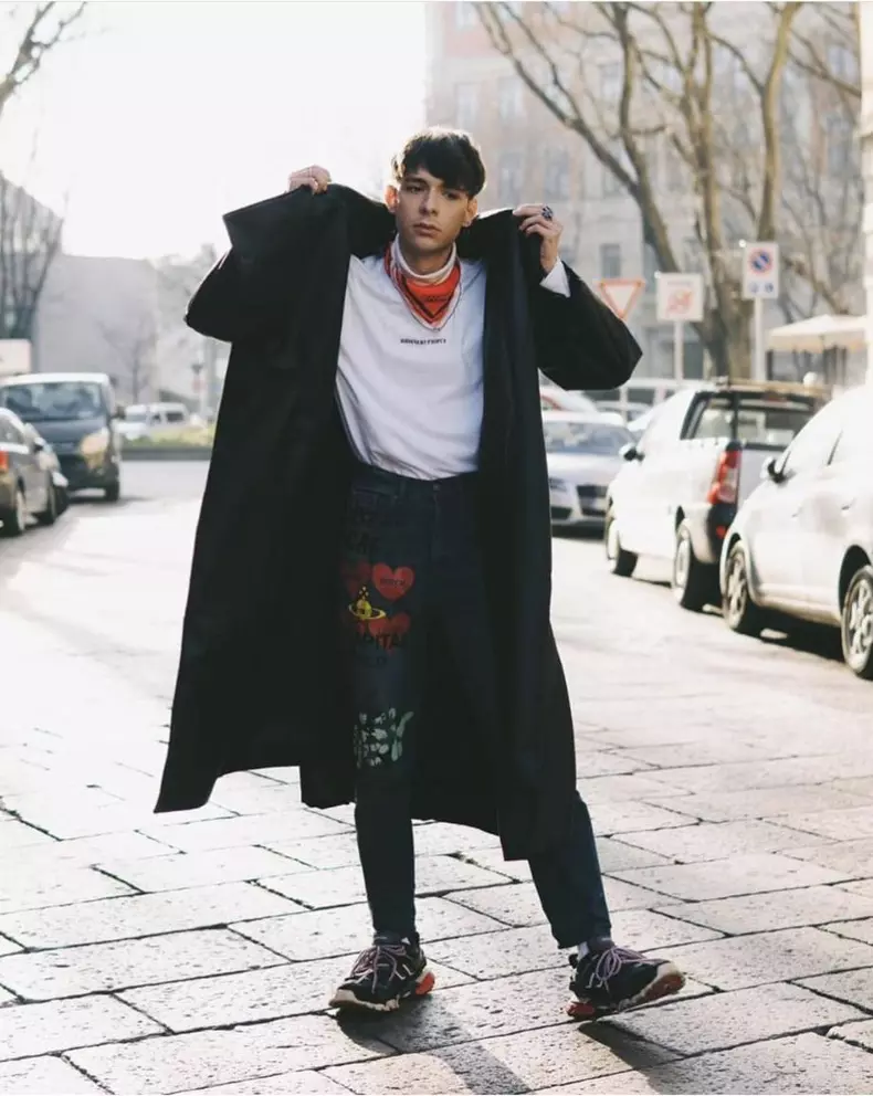 cum-arata-si-cu-ce-se-ocupa-fiul-lui-cristian-topescu-4