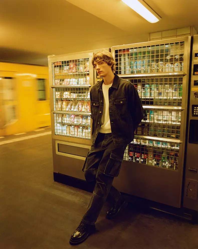 RESERVED_BW_08_2022_print-18_small_srgb_1