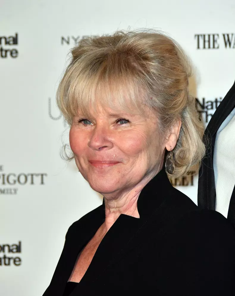 Cum a afectat-o pe Imelda Staunton, actrița din „The Crown”, moartea reginei. „Reacția mea m-a surprins”