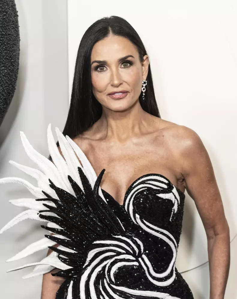 Demi Moore, la 61 de ani